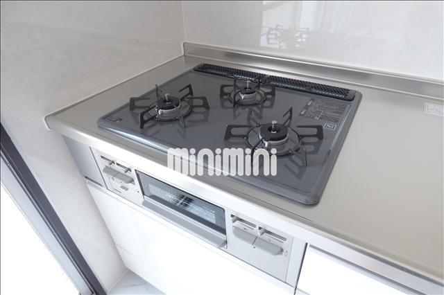 その他　３口コンロは料理の時間節約になります。