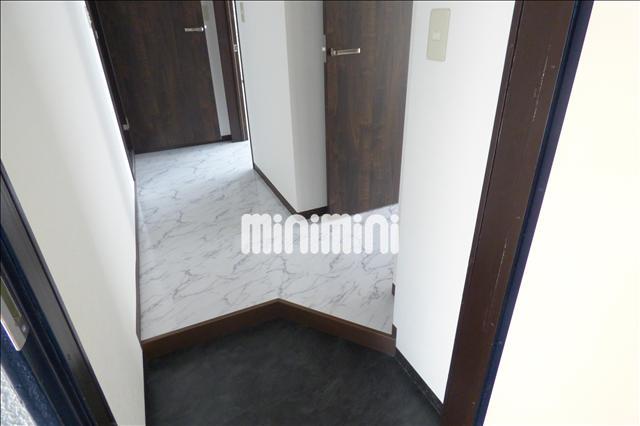 玄関　フラットな玄関はいいですね。