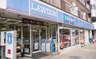 コンビニ　ローソン 天現寺店（コンビニ）まで583m