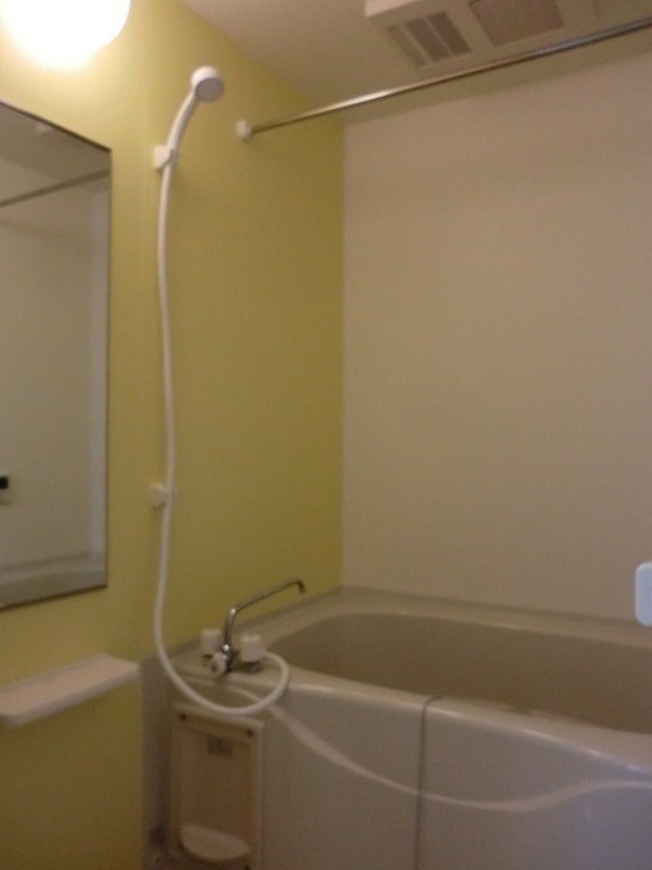 バス・シャワールーム　図面と現状に相違がある場合には現状を優先