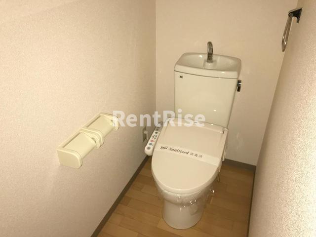 トイレ　シャワー付トイレ