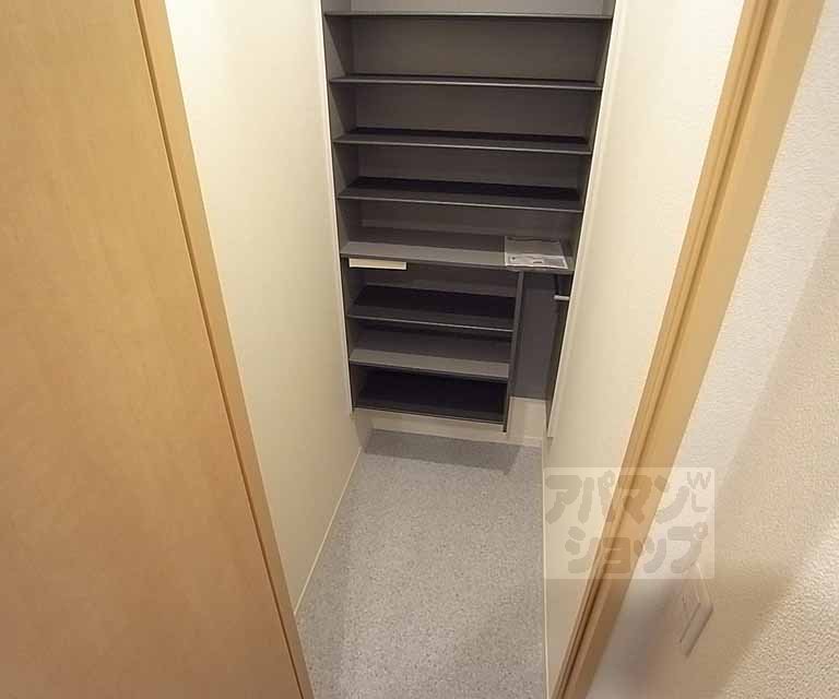 収納　シューズクローゼット