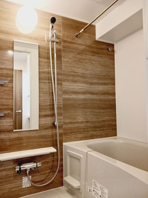 バス・シャワールーム