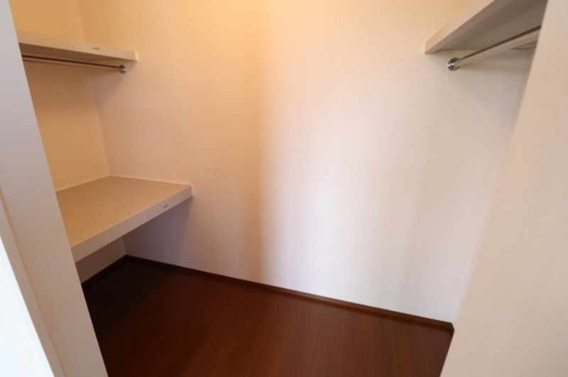 収納　図面と現状に相違がある場合には現状を優先