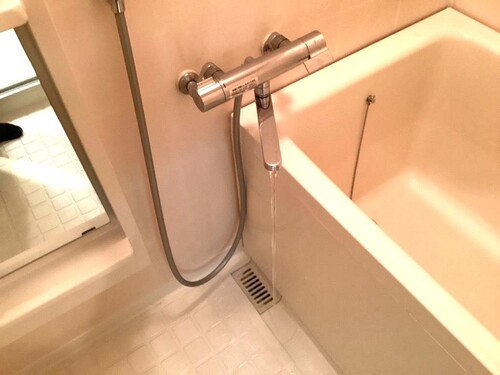 バス・シャワールーム　バスルーム