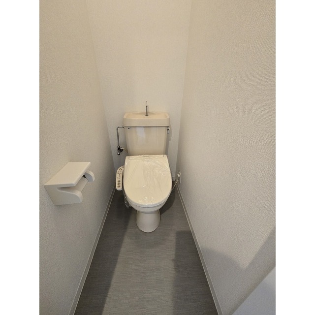 トイレ　温水洗浄便座付き★