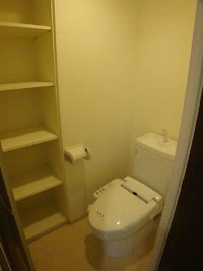 トイレ　※別部屋参考写真