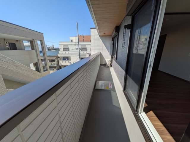 バルコニー　別室の参考写真です。※現況優先