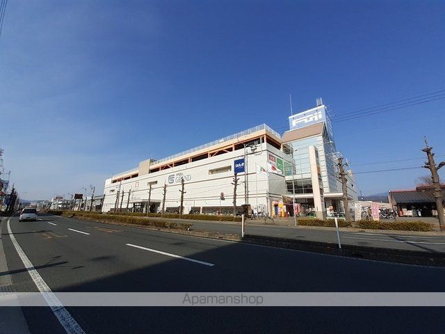 ショッピングセンター　フジグラン高知（ショッピングセンター）まで850m