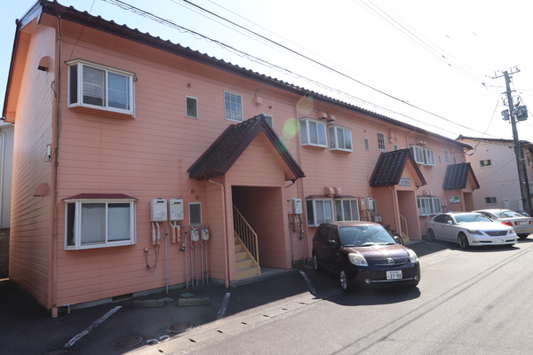 建物外観　レトロな外観