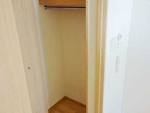 収納　クローゼット