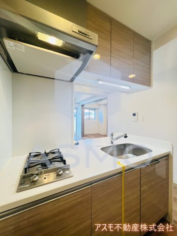 玄関　同マンション別部屋　参考写真