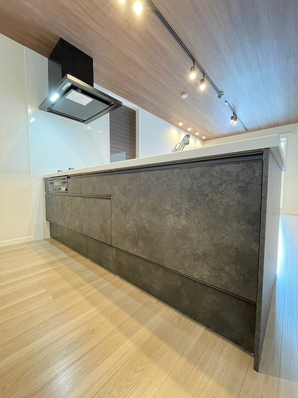 キッチン　※同物件別部屋参考画像