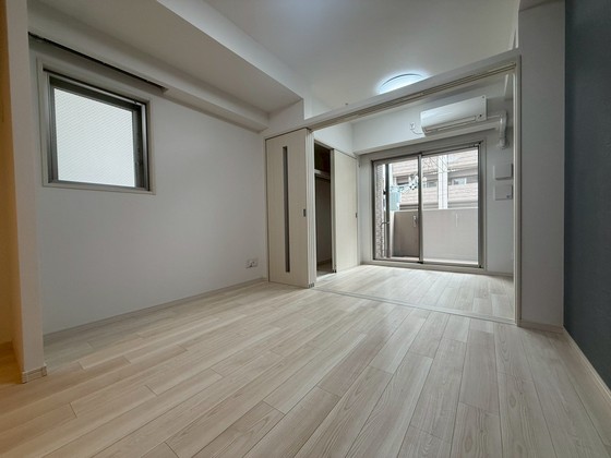 居室・リビング　※別部屋の写真です