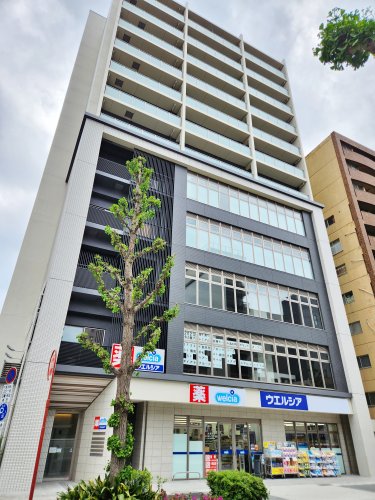 ドラックストア　ウエルシア名古屋丸の内2丁目店（ドラッグストア）まで731m