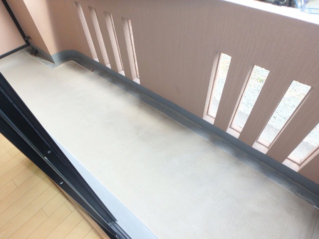 バルコニー　東向きで朝日が差し込みます☆
