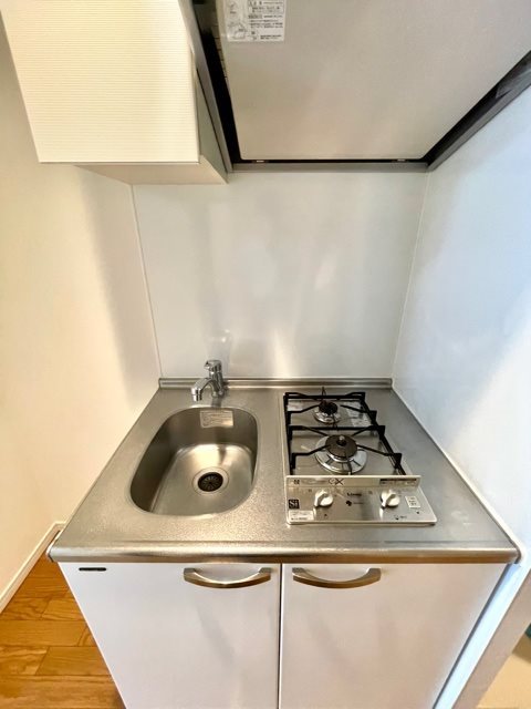 キッチン　別部屋のお写真となります