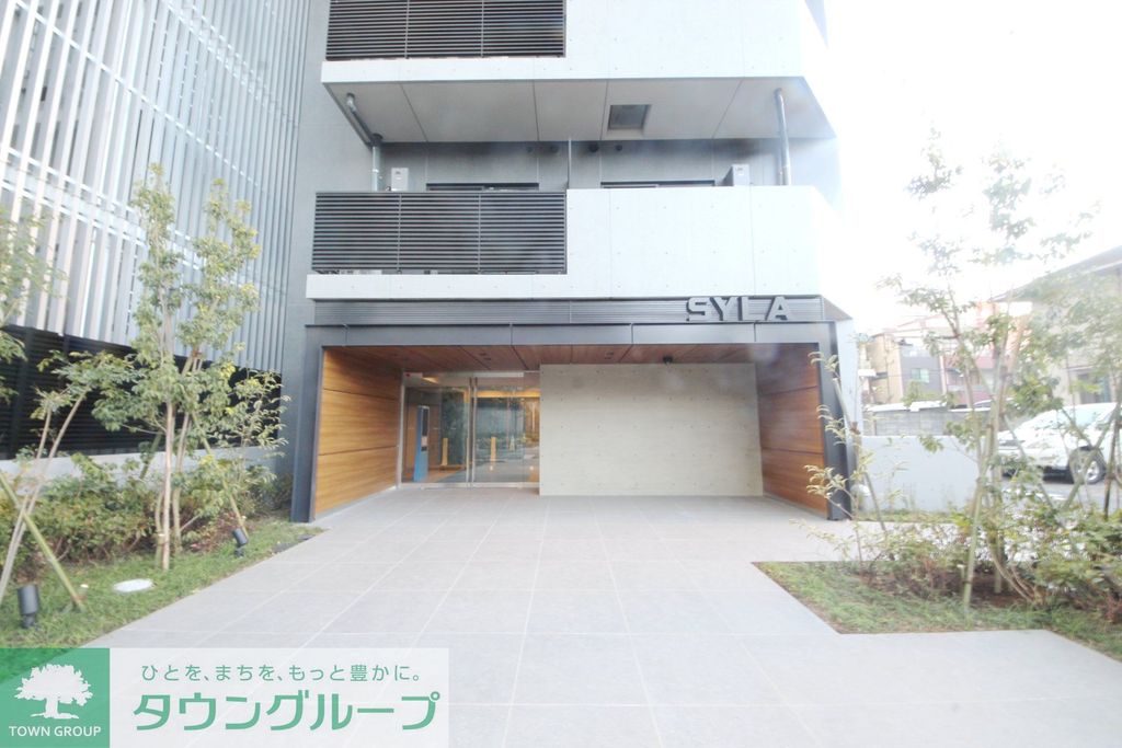 エントランス　エントランス