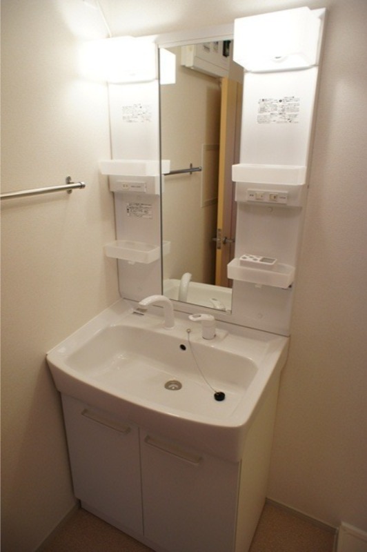 洗面設備　図面と現状に相違がある場合には現状を優先