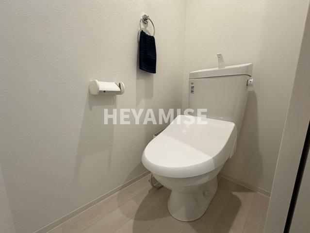 トイレ　※室内画像は別号室のもの