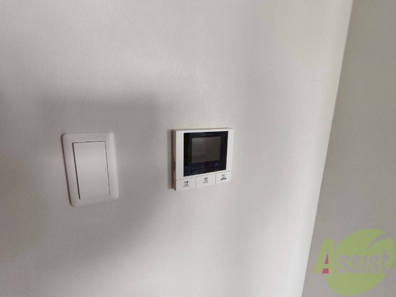 セキュリティ　ＴＶモニター付インターホンです。来客者の顔が見えるので安心！