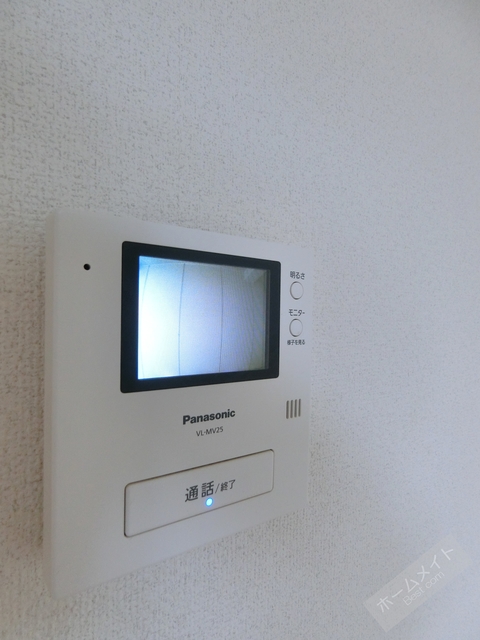 セキュリティ　カラーモニターホンで来訪者を確認できます♪