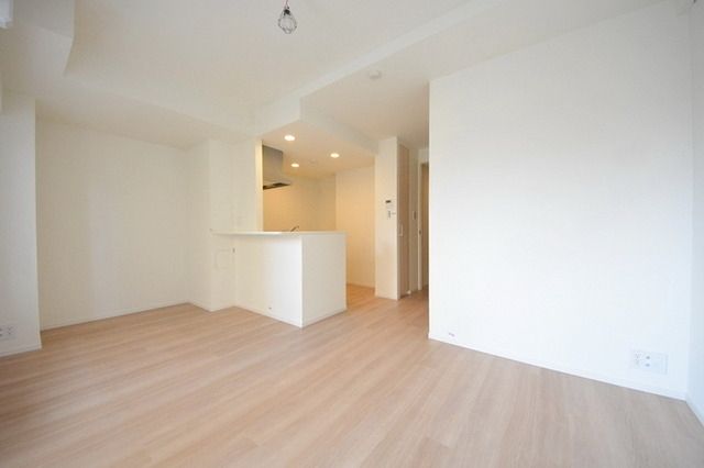 居室・リビング　★ＬＤＫ１２．４帖★