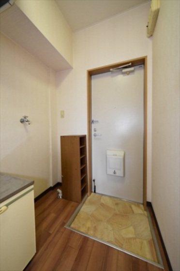 玄関　他号室のお写真です