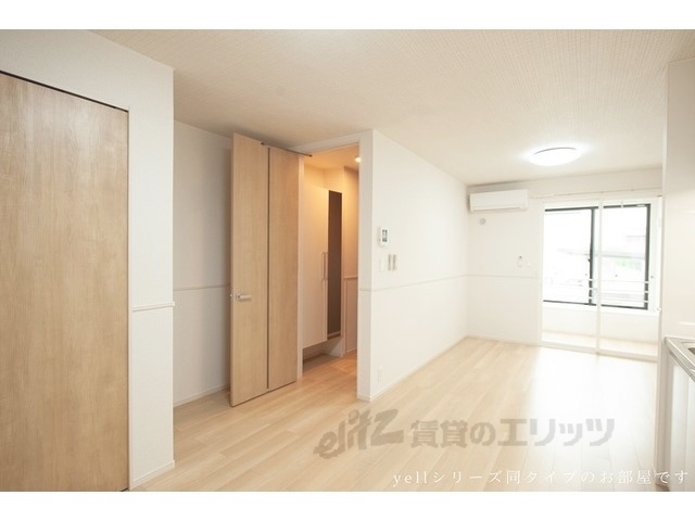 居室・リビング　リビング