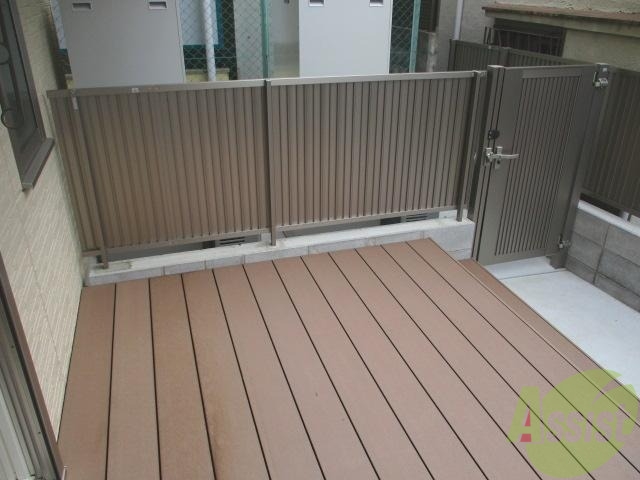 バルコニー　なんとウッドデッキです。