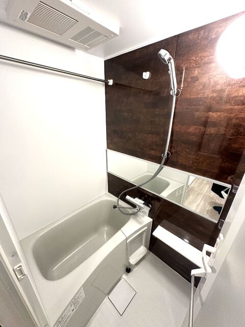 バス・シャワールーム　◆便利な浴室乾燥機付きのバスルーム◆