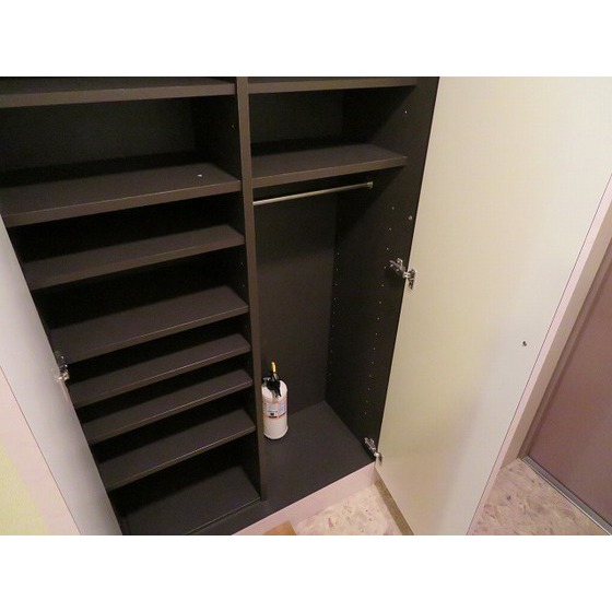 玄関　玄関収納