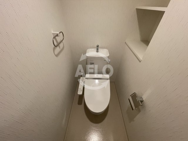 トイレ　ヴィルブーケ天満橋　温水洗浄便座