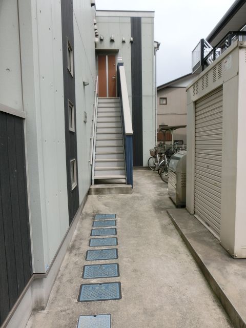エントランス　エントランスアプローチです