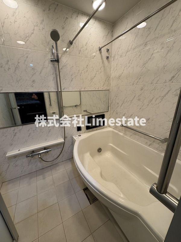 バス・シャワールーム　別部屋参考写真