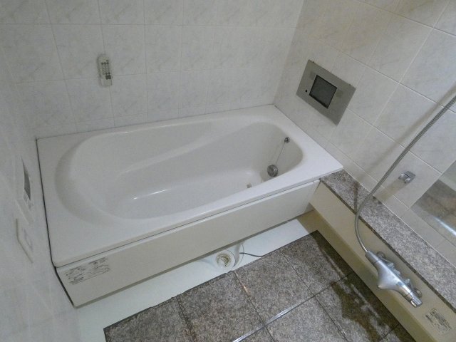 バス・シャワールーム　バスルーム