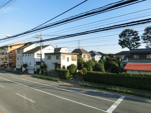 バルコニー　２階からの開けた眺望。 （※参考写真）