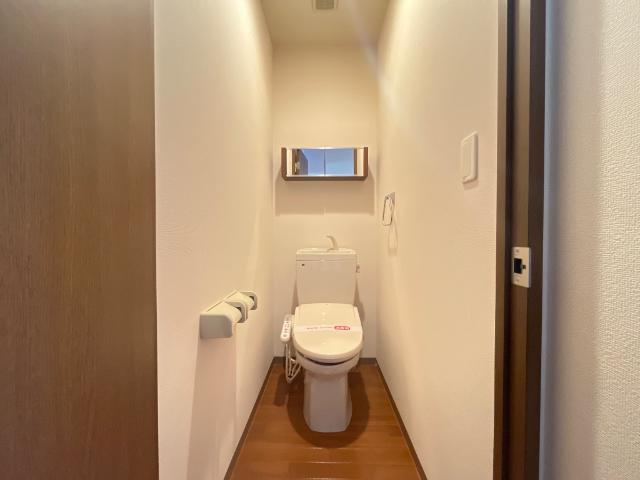 トイレ　シャワー付トイレ