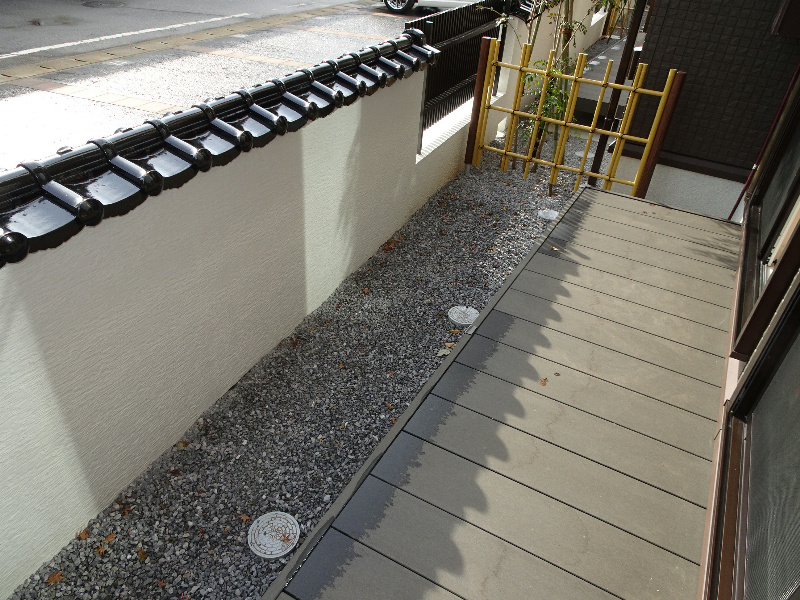 バルコニー　テラス