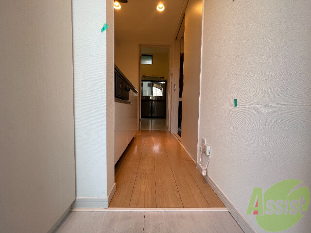 玄関　玄関です、明るい印象で帰ってくるのが楽しみになりますね