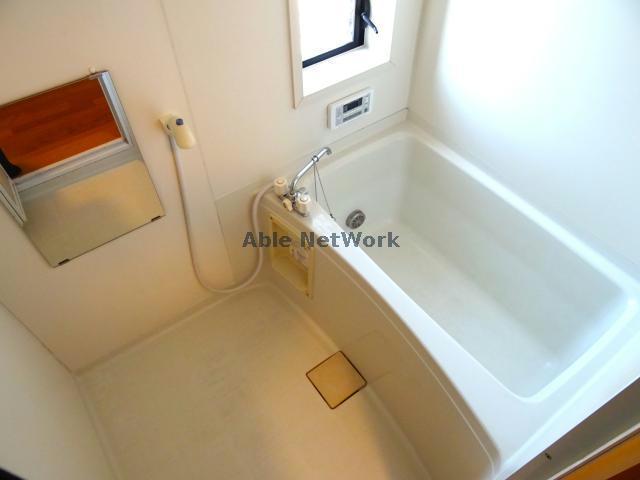 バス・シャワールーム　窓ありバス