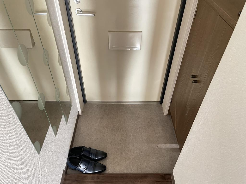 玄関　※別号室モデル