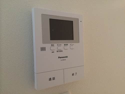 玄関　モニターホン