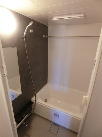 バス・シャワールーム　他のお部屋の参考写真となります。