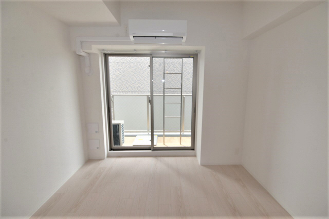 居室・リビング　写真は同マンションの別のお部屋のものです