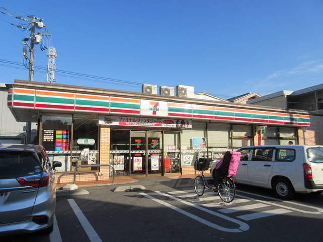 コンビニ　セブンイレブン川口西青木3丁目店（コンビニ）まで133m