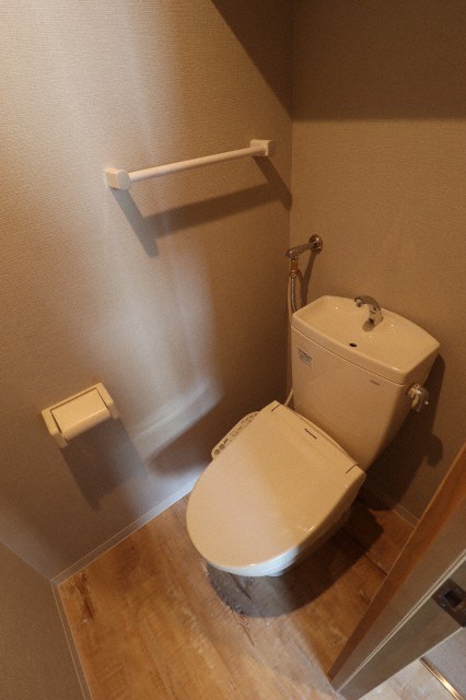 トイレ　ウォシュレット設置済みです！