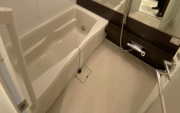 バス・シャワールーム　※別部屋の参考写真です。