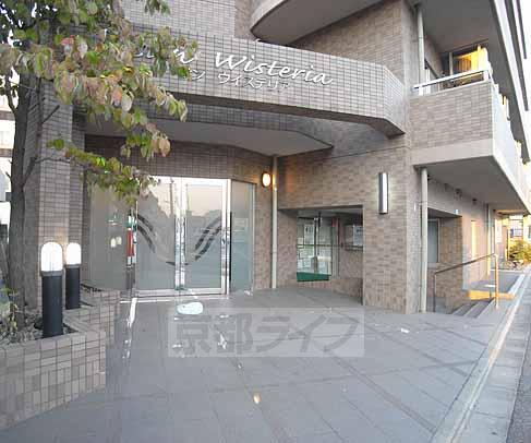 エントランス　エントランスも綺麗ですよ。