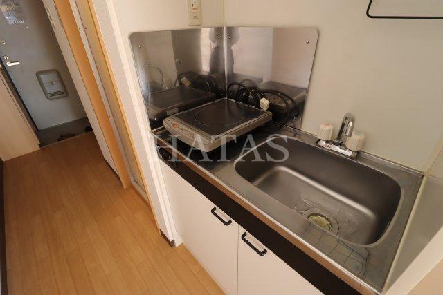 キッチン　同物件別部屋